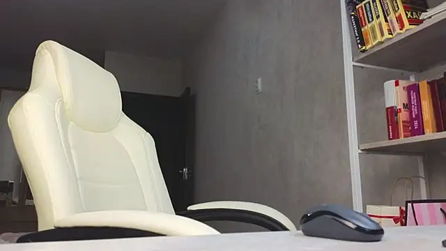 Marietta Castro online show from March 2026 04:25:01 PM