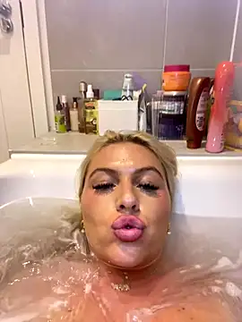 Arabellalee23 online show from November 2025 07:47:01 PM