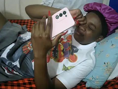 beauty petite online show from February 2026 07:03:02 PM