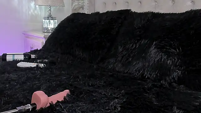 Snapshot of Kev_jenner chatting on October 2025 09:37:01 PM Kev jenner online show from October 2025 09:37:01 PM