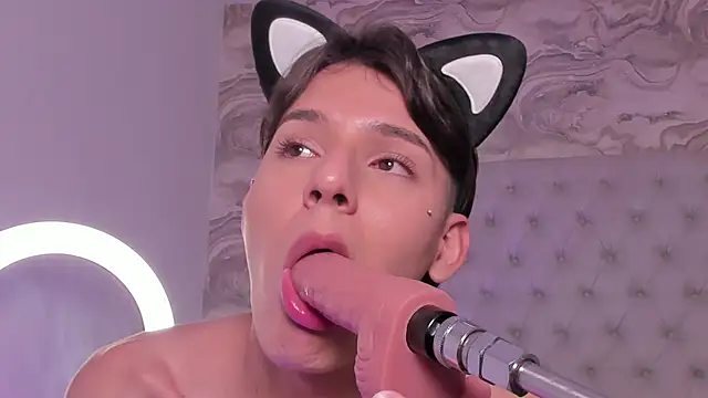 Snapshot of Kev_jenner chatting on September 2025 12:21:02 AM Kev jenner online show from September 2025 12:21:02 AM