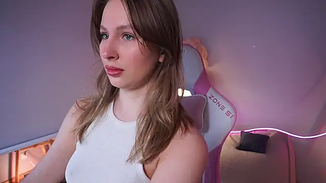 AnnLevine online show from November 2025 02:11:01 PM