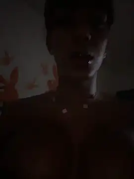 Snapshot of touchm_cockhard chatting on October 2025 10:32:01 PM touchm cockhard online show from October 2025 10:32:01 PM