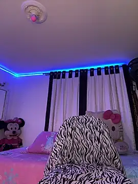 Snapshot of touchm_cockhard chatting on March 2025 05:00:02 AM touchm cockhard online show from March 2025 05:00:02 AM