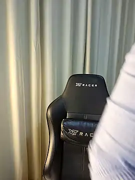 Pauletteph online show from October 2025 11:02:02 PM