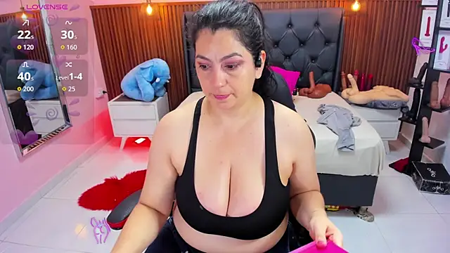 MEYLAGIA online show from March 2026 03:15:02 AM