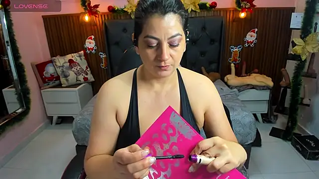 MEYLAGIA online show from December 2025 02:55:01 AM