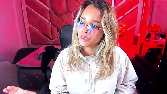 Olivia Fox69 online show from September 2025 03:35:01 AM