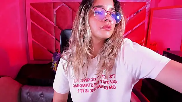 Olivia Fox69 online show from March 2026 03:25:02 AM