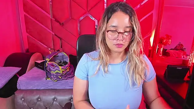 Olivia Fox69 online show from October 2025 03:38:02 AM