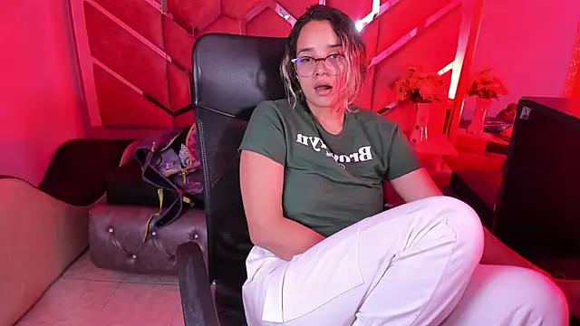 Olivia Fox69 online show from February 2026 03:59:01 AM