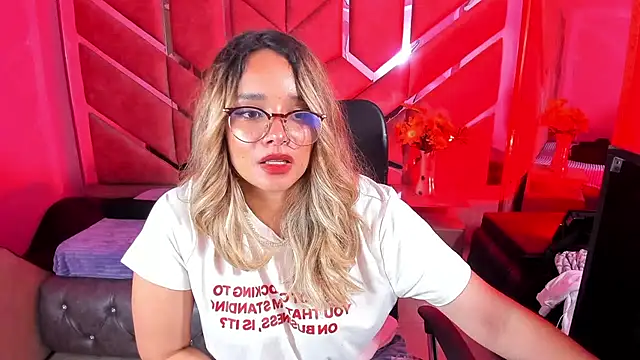 Olivia Fox69 online show from October 2025 02:04:01 AM