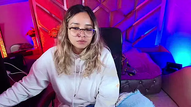 Olivia Fox69 online show from November 2025 03:50:02 AM