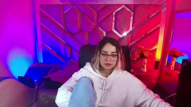 Olivia Fox69 online show from December 2025 03:52:02 AM