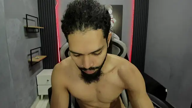 Amir Abdull online show from November 2025 02:43:02 PM