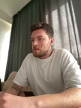 Franso13 online show from February 2026 12:27:01 PM