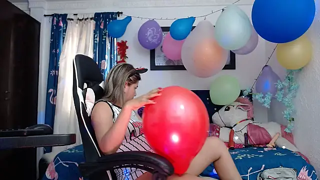 Snapshot of sexy_bunny_hot chatting on February 2025 06:17:02 PM sexy bunny hot online show from February 2025 06:17:02 PM