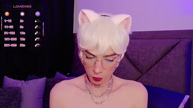 Sammy Russell online show from November 2025 03:12:02 AM