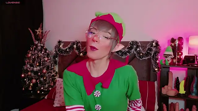 Snapshot of Sammy_Russell chatting on December 2025 07:18:02 AM Sammy Russell online show from December 2025 07:18:02 AM