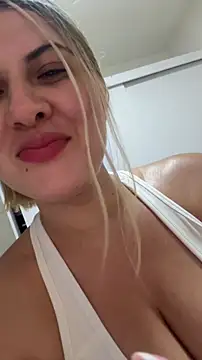 EmiilyAdams  online show from February 2026 06:04:02 PM