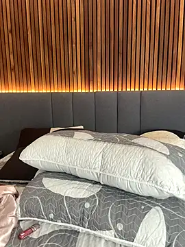 EmiilyAdams  online show from November 2025 10:54:02 PM