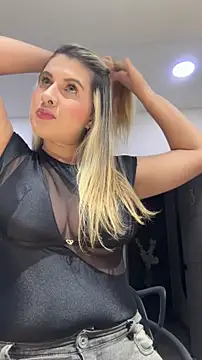 EmiilyAdams  online show from February 2026 09:12:02 PM