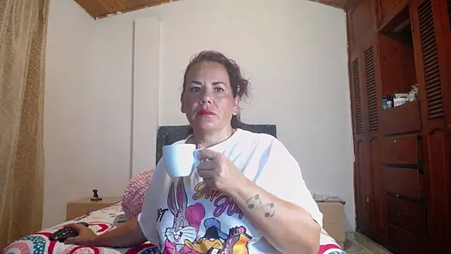 Snapshot of sofiamature01 chatting on November 2025 10:02:02 PM sofiamature01 online show from November 2025 10:02:02 PM