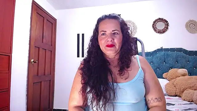 Snapshot of sofiamature01 chatting on January 2026 07:12:01 PM sofiamature01 online show from January 2026 07:12:01 PM