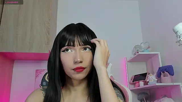 Snapshot of Artic_love chatting on October 2025 12:41:02 AM Artic love online show from October 2025 12:41:02 AM