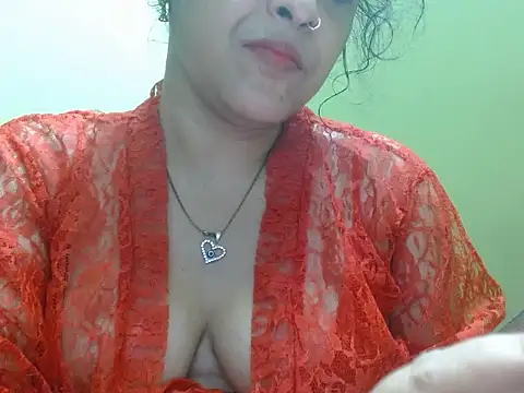 LOVERIAKOL online show from April 2026 06:25:02 PM