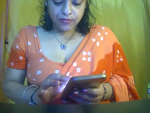LOVERIAKOL online show from July 2026 06:47:02 AM