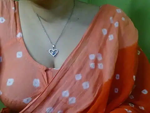 LOVERIAKOL online show from February 2026 06:53:01 PM