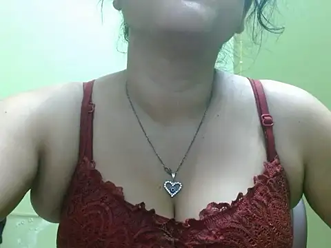 LOVERIAKOL online show from April 2026 06:54:01 PM