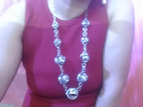 LOVERIAKOL online show from November 2025 12:49:01 PM