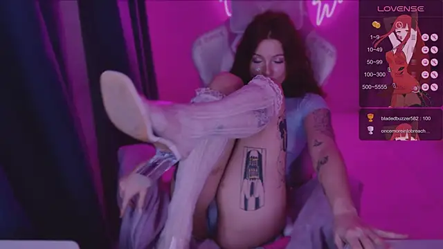 Snapshot of Elsie_Ginger chatting on December 2024 12:46:02 AM Elsie Ginger online show from December 2024 12:46:02 AM