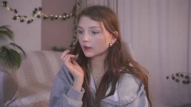 Snapshot of CindyGarrison chatting on September 2025 01:39:02 AM CindyGarrison online show from September 2025 01:39:02 AM