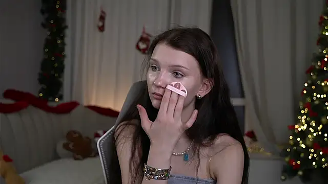 CindyGarrison online show from December 2025 11:41:01 PM