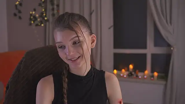 Snapshot of CindyGarrison chatting on October 2025 01:26:02 AM CindyGarrison online show from October 2025 01:26:02 AM