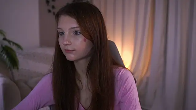 Snapshot of CindyGarrison chatting on November 2025 10:14:01 PM CindyGarrison online show from November 2025 10:14:01 PM