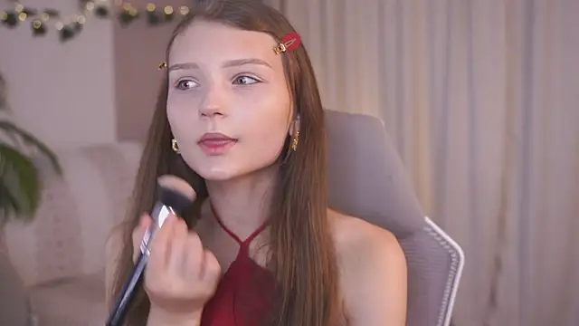 Snapshot of CindyGarrison chatting on October 2025 12:56:02 AM CindyGarrison online show from October 2025 12:56:02 AM