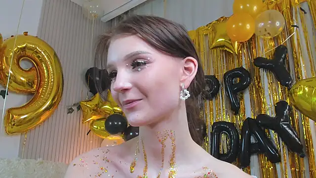 Snapshot of CindyGarrison chatting on March 2025 03:51:02 AM CindyGarrison online show from March 2025 03:51:02 AM