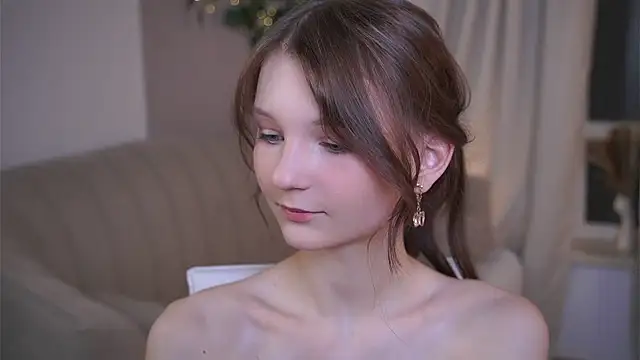 CindyGarrison online show from April 2026 09:43:02 PM