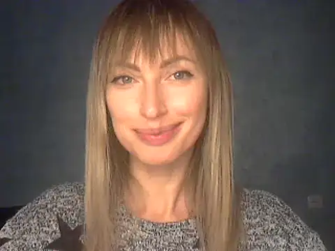 Snapshot of EffectMaya chatting on February 2026 07:14:01 PM EffectMaya online show from February 2026 07:14:01 PM