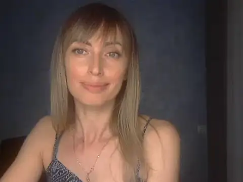 EffectMaya online show from April 2026 04:45:01 PM