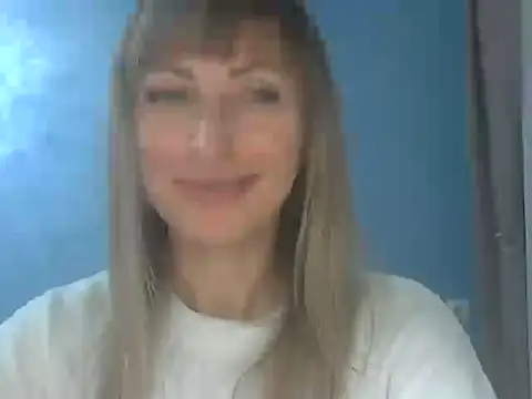 Snapshot of EffectMaya chatting on February 2026 07:58:01 PM EffectMaya online show from February 2026 07:58:01 PM