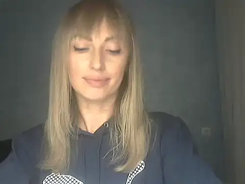 EffectMaya online show from December 2025 07:59:02 PM