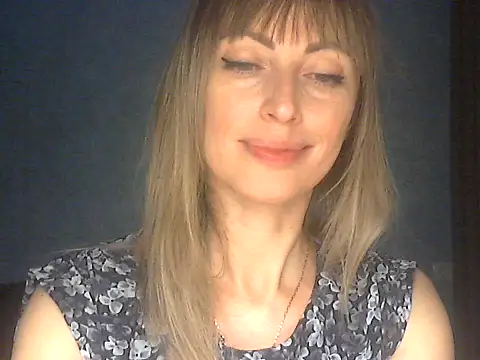 Snapshot of EffectMaya chatting on March 2026 06:15:02 PM EffectMaya online show from March 2026 06:15:02 PM