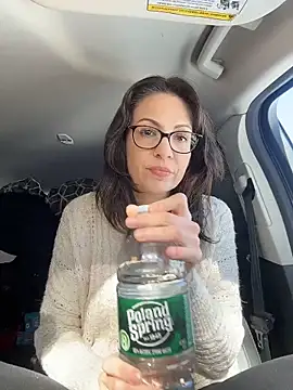 BeautifulMesss online show from February 2026 03:56:01 PM