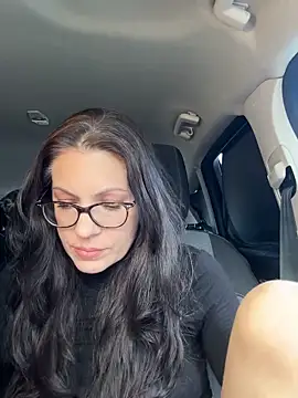 BeautifulMesss online show from November 2025 04:11:02 PM