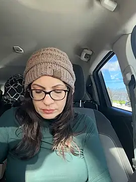 BeautifulMesss online show from February 2026 04:18:01 PM